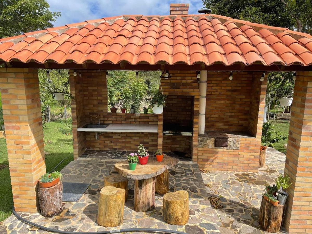 Casa De Campo Villa Tatiana- Mesa De Los Santos Los Santos  Esterno foto